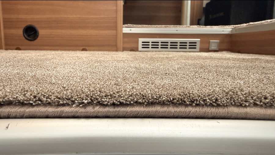 Wohnmobil Teppich warm und gemütlich
